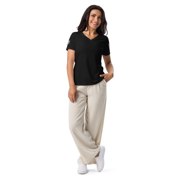 CARRY THE TORCH - Women’s relaxed v-neck t-shirt - Image 4